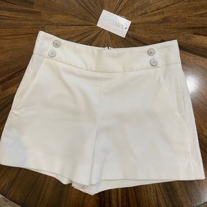 Veronica Beard white shorts size 0 New with tag